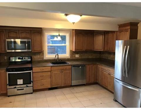 88 Mechanic St, Canton, MA 02021 photo 3