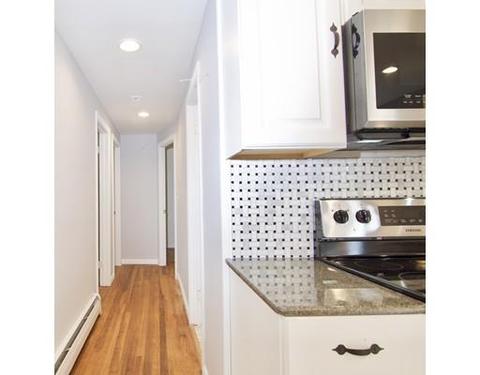 55 Mooreland St, Springfield, MA 01104 photo 6