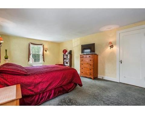 25 Mandalay Rd, Springfield, MA 01118 photo 14
