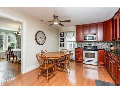 25 Mandalay Rd, Springfield, MA 01118 photo 4