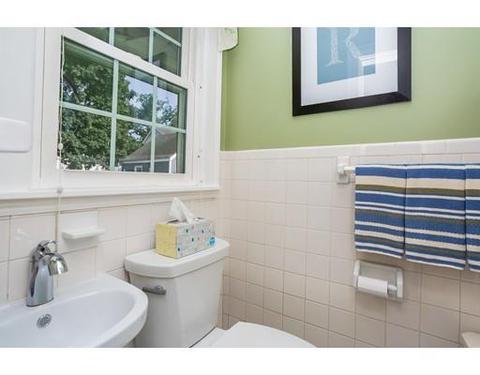 25 Mandalay Rd, Springfield, MA 01118 photo 11