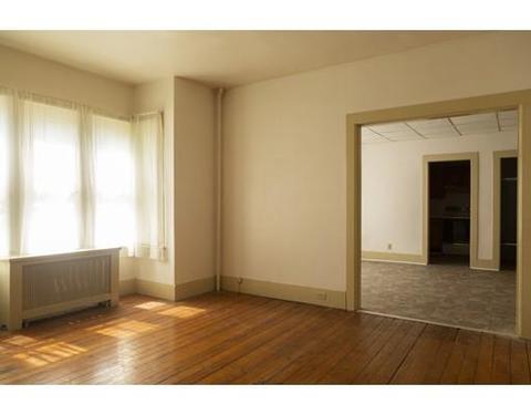 76 Pine St, Chicopee, MA 01020 photo 15