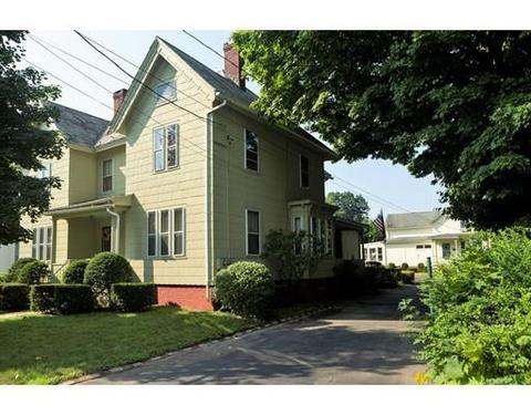 76 Pine St, Chicopee, MA 01020 photo 2