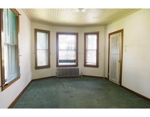 76 Pine St, Chicopee, MA 01020 photo 23