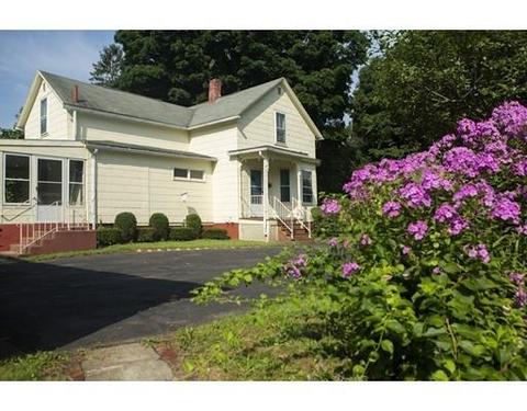 76 Pine St, Chicopee, MA 01020 photo 3