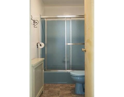76 Pine St, Chicopee, MA 01020 photo 18