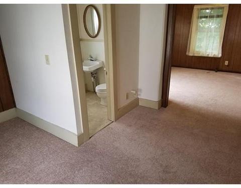 76 Pine St, Chicopee, MA 01020 photo 13