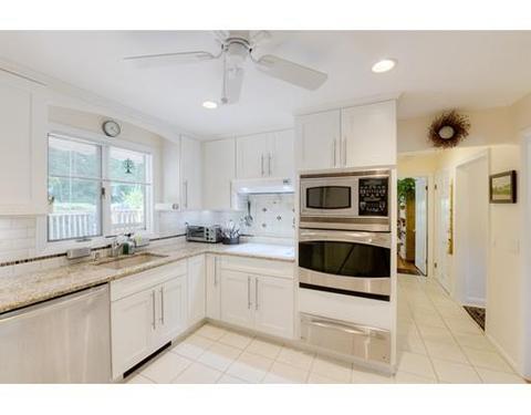11 Dubiel Dr, Worcester, MA 01609 photo 10