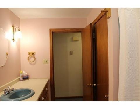 31 Plimpton Ave, Sturbridge, MA 01566 photo 10