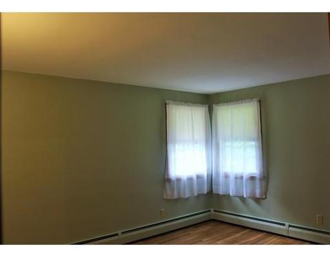 31 Plimpton Ave, Sturbridge, MA 01566 photo 11