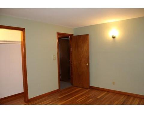 31 Plimpton Ave, Sturbridge, MA 01566 photo 13