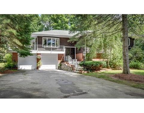 2 Wakeland Rd, Dover, MA 02030 photo 1
