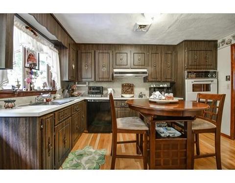 2 Wakeland Rd, Dover, MA 02030 photo 6