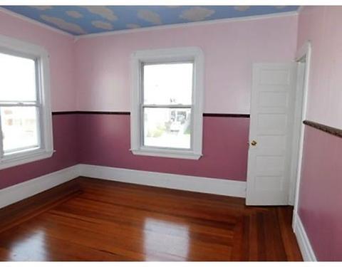 16 Sachem St, Springfield, MA 01108 photo 8