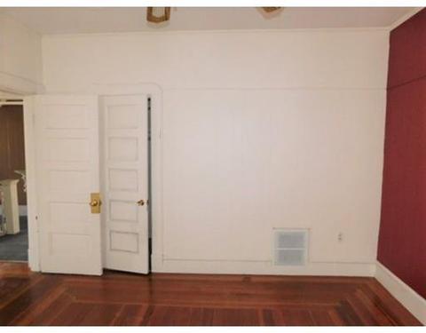 16 Sachem St, Springfield, MA 01108 photo 13