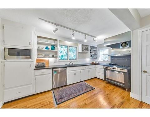 253 Trafton Rd, Springfield, MA 01108 photo 8