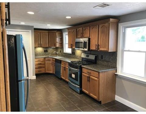 37 Camardo Dr, Wareham, MA 02571 photo 8