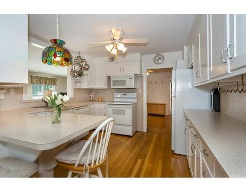 104 York St, Canton, MA 02021 photo 6