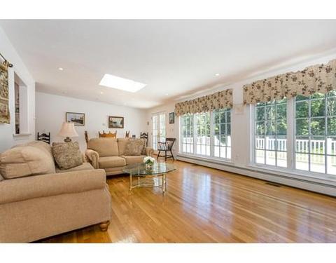 104 York St, Canton, MA 02021 photo 3