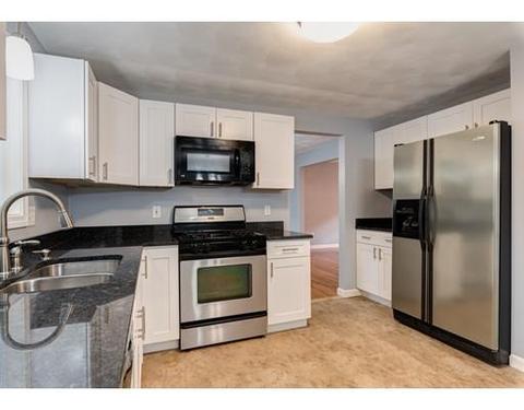 79 Warren Ave, Woonsocket, RI 02895 photo 4