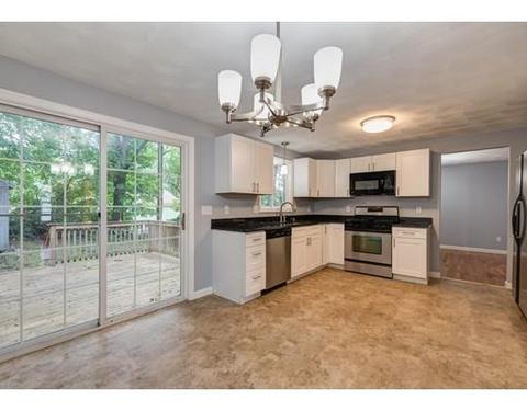 79 Warren Ave, Woonsocket, RI 02895 photo 3