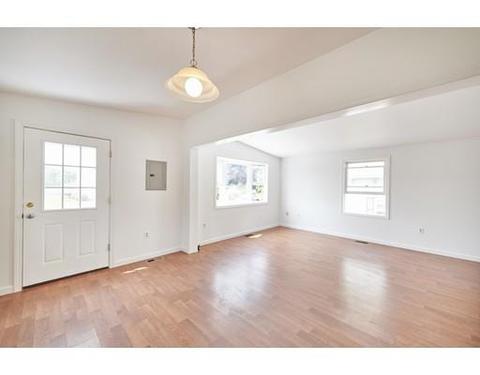69 Cable, Salisbury, MA 01952 photo 4