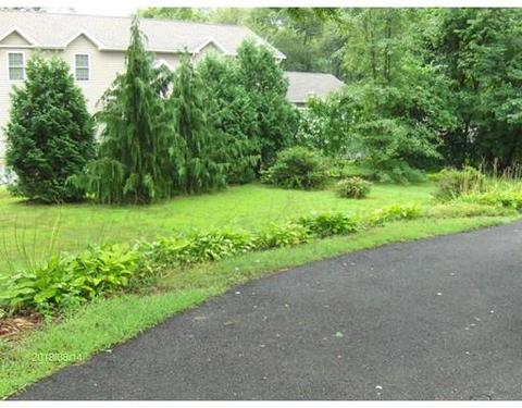 121 Bourne St, Palmer, MA 01080 photo 12
