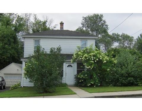 121 Bourne St, Palmer, MA 01080 photo 1