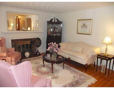 20 Catherine Ave, Reading, MA 01867 photo 2