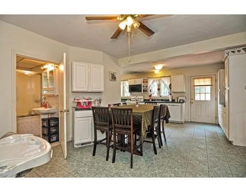 14 E Main St, Middleboro, MA 02346 photo 7
