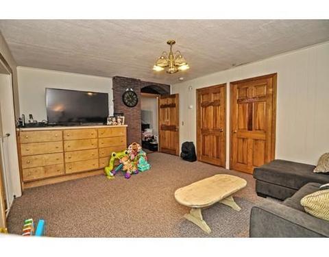 14 E Main St, Middleboro, MA 02346 photo 11