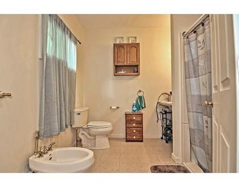 14 E Main St, Middleboro, MA 02346 photo 16