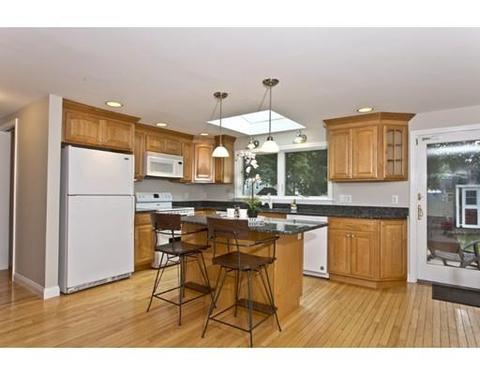 158 Howard St, Reading, MA 01867 photo 7