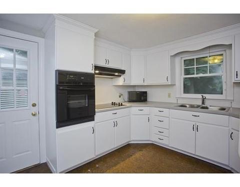 515 Maple Rd, Longmeadow, MA 01106 photo 3