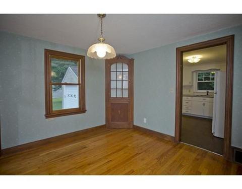 515 Maple Rd, Longmeadow, MA 01106 photo 6