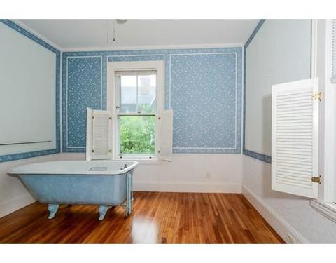 5 Germain St, Worcester, MA 01602 photo 17