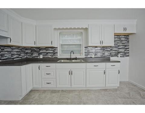18 Briggs St, Springfield, MA 01151 photo 2