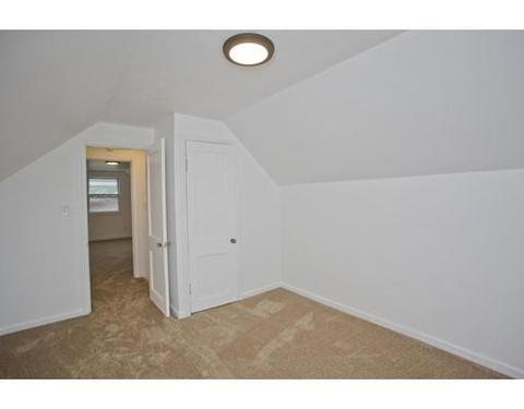 18 Briggs St, Springfield, MA 01151 photo 8