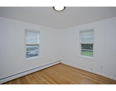 18 Briggs St, Springfield, MA 01151 photo 16