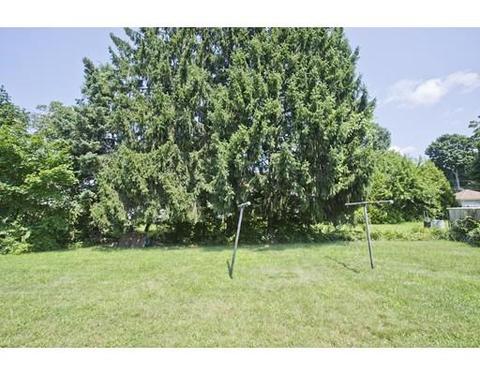 18 Briggs St, Springfield, MA 01151 photo 24