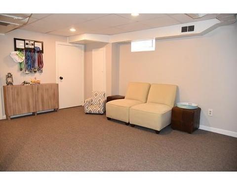 136 Oregon St, Springfield, MA 01118 photo 23