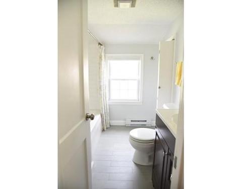 136 Oregon St, Springfield, MA 01118 photo 13