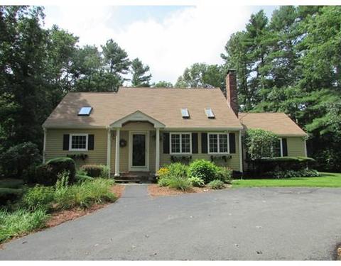 9 Burt St, Norton, MA 02766 photo 1