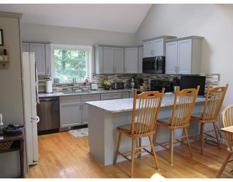 9 Burt St, Norton, MA 02766 photo 8