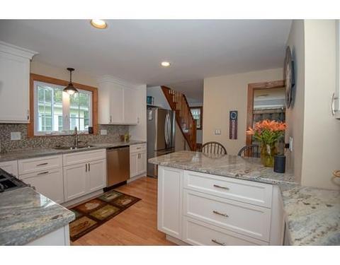 96 Hillcroft Ave, Worcester, MA 01606 photo 9