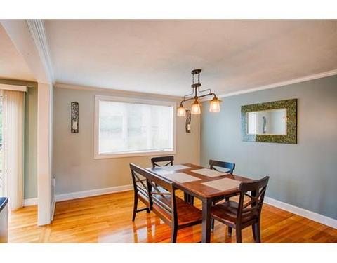 12 Parkview Rd, Everett, MA 02149 photo 5