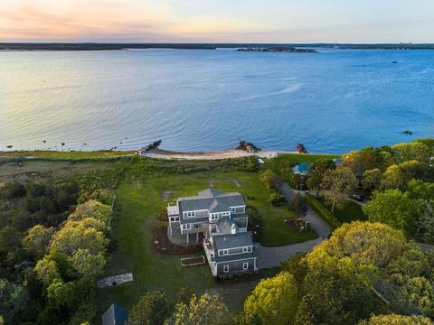 27 Beverly Rd, Pocasset, MA 02559 photo 2