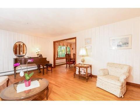 5 Smith Cir, Dedham, MA 02026 photo 9