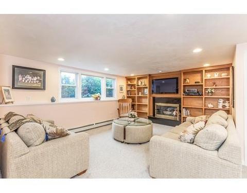 5 Smith Cir, Dedham, MA 02026 photo 11