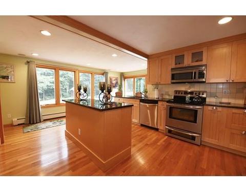 53 Cape Cod Ln, Hanover, MA 02339 photo 5